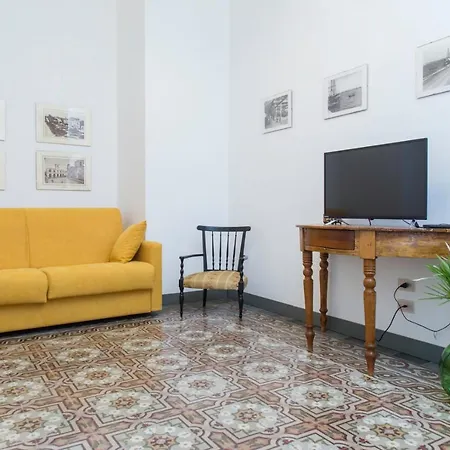 Historical Palace Apartment